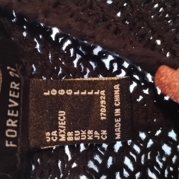 Forever 21 Woman's Black Crochet Spaghetti Strap Crop Top, Size: L - Picture 3 of 7